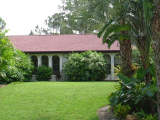 Haus Lehigh Acres Swimming Pool